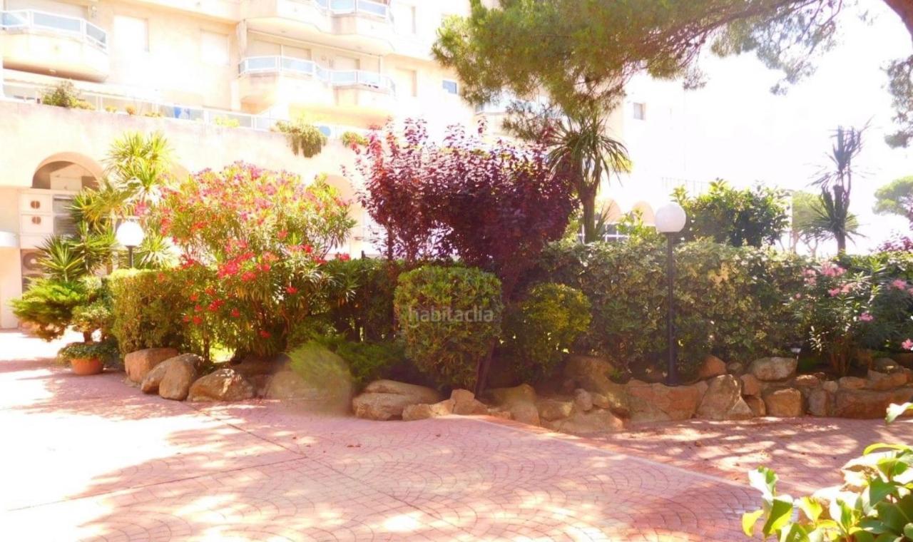 Apartment Direkt Am Strand Blanes Exterior foto